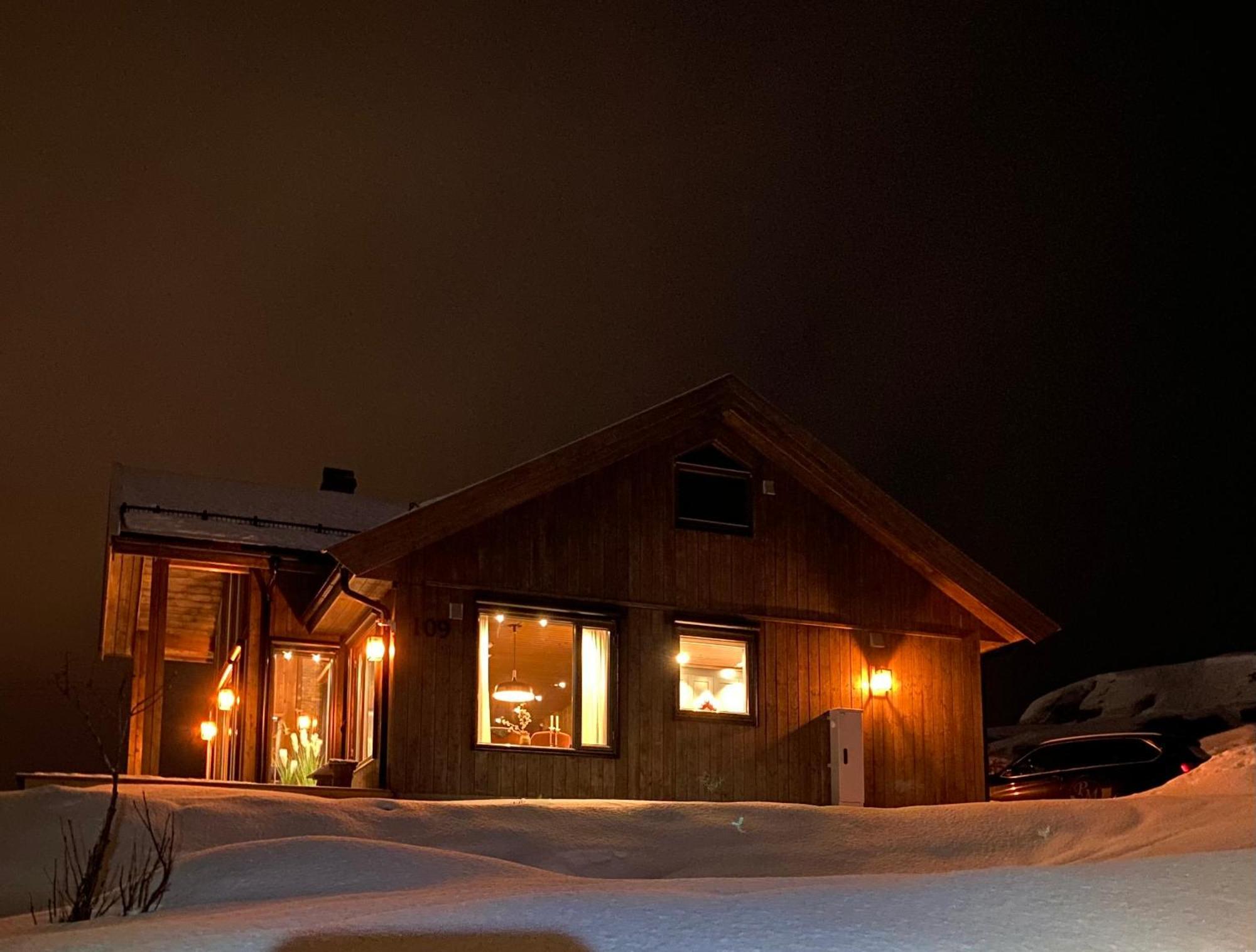 Superior Cabin Ballstad Lofoten Екстериор снимка